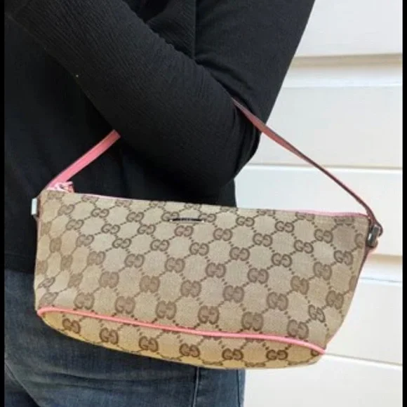 Gucci Black and Cream Shoulder Bag - Picture 11 of 12